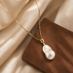 Dainty Box Chain Baroque Natural Pearl Gold-Plated Silver Pendant Necklace